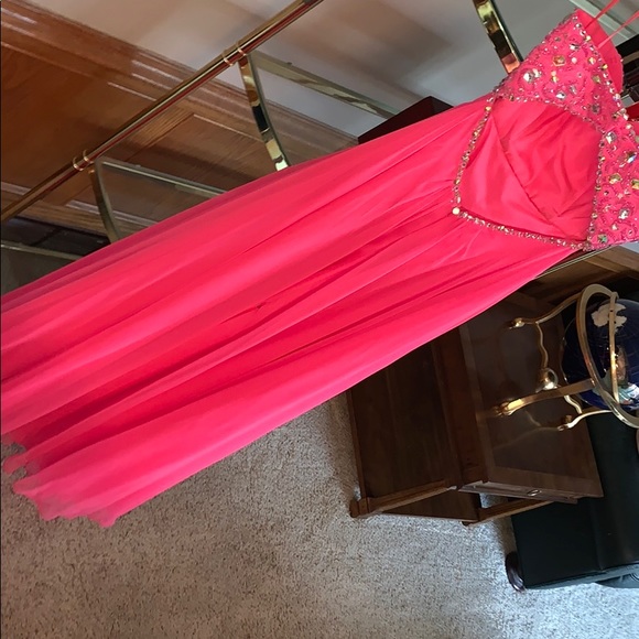 Prom dress - Picture 6 of 7